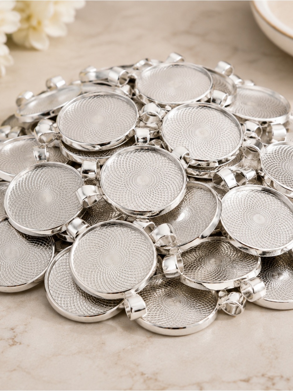 Silver Round Pendant Trays - Pack of 50